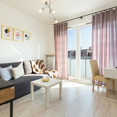 Metro Bielany Apartments By Noclegi Renters Warszawa Exteriör bild