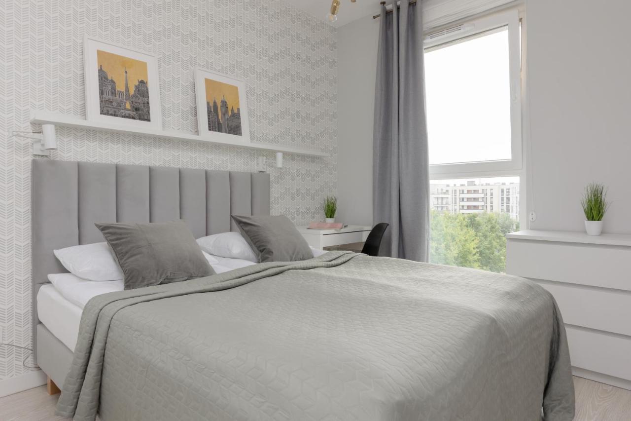 Metro Bielany Apartments By Noclegi Renters Warszawa Exteriör bild