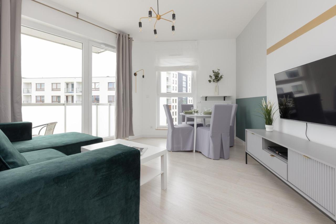 Metro Bielany Apartments By Noclegi Renters Warszawa Exteriör bild