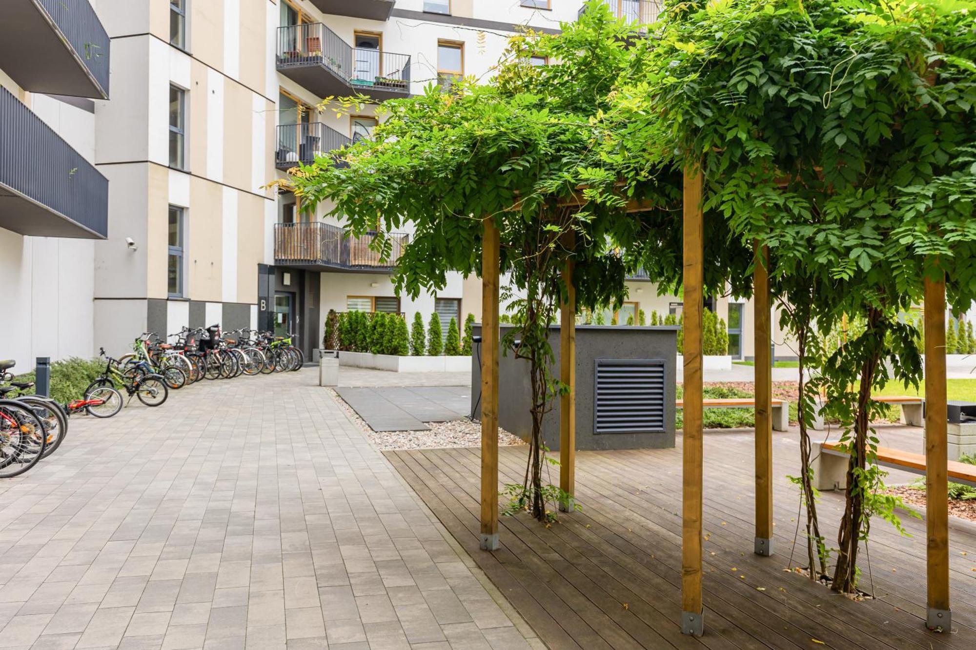 Metro Bielany Apartments By Noclegi Renters Warszawa Exteriör bild